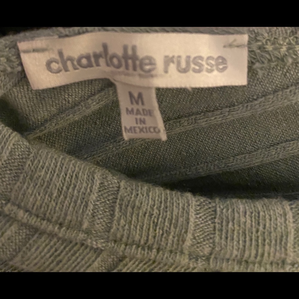 Green Dress - Picture 2 of 2